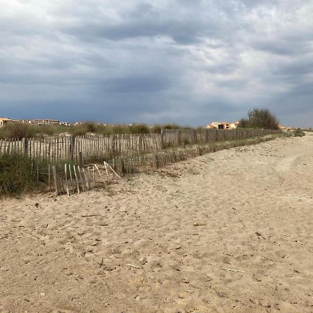 Appartement St Pierre La Mer Fleury  Εξωτερικό φωτογραφία